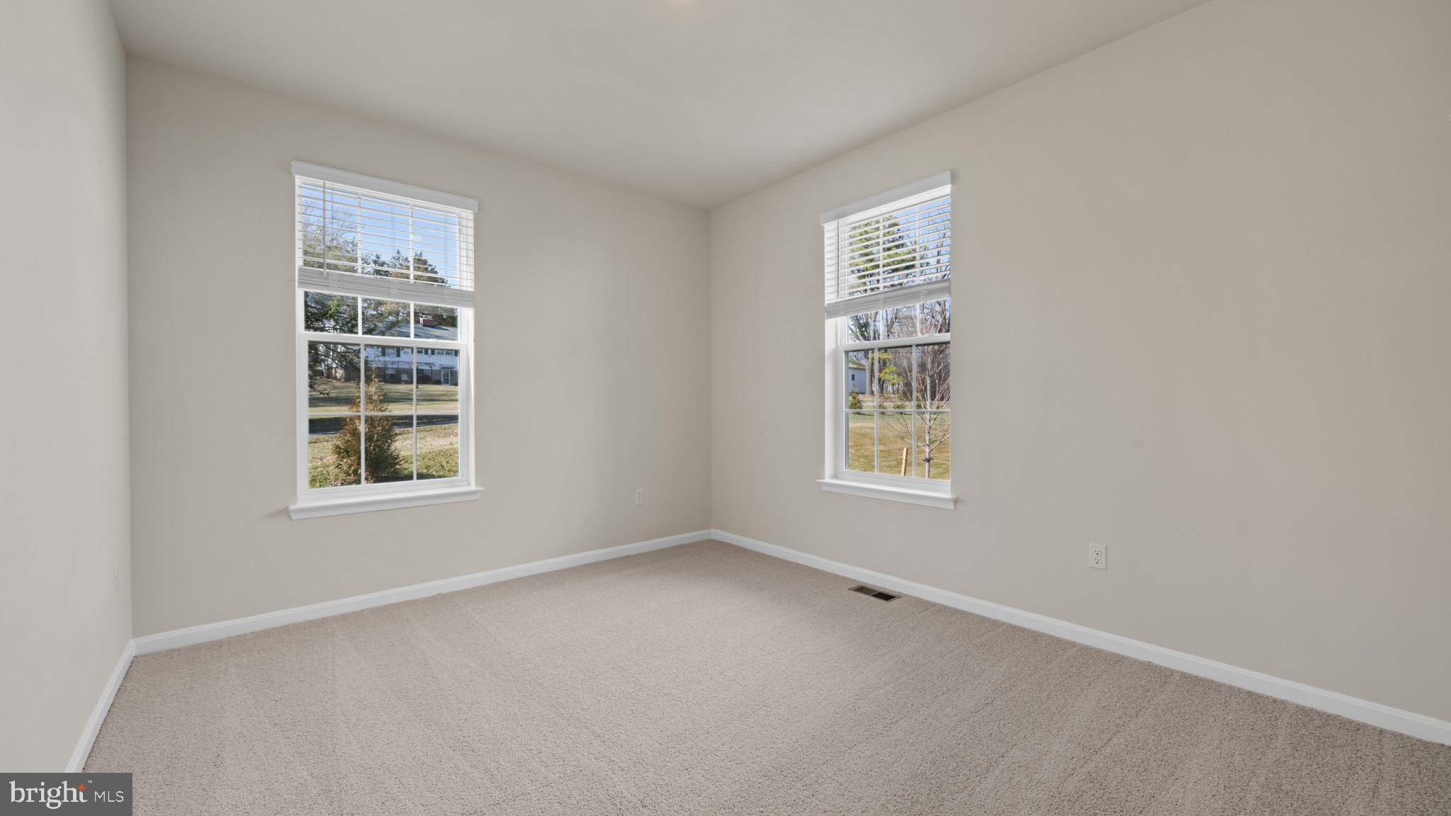 6 Comes Rdg Court Rosedale, MD 21237 - Photo 11 of 51