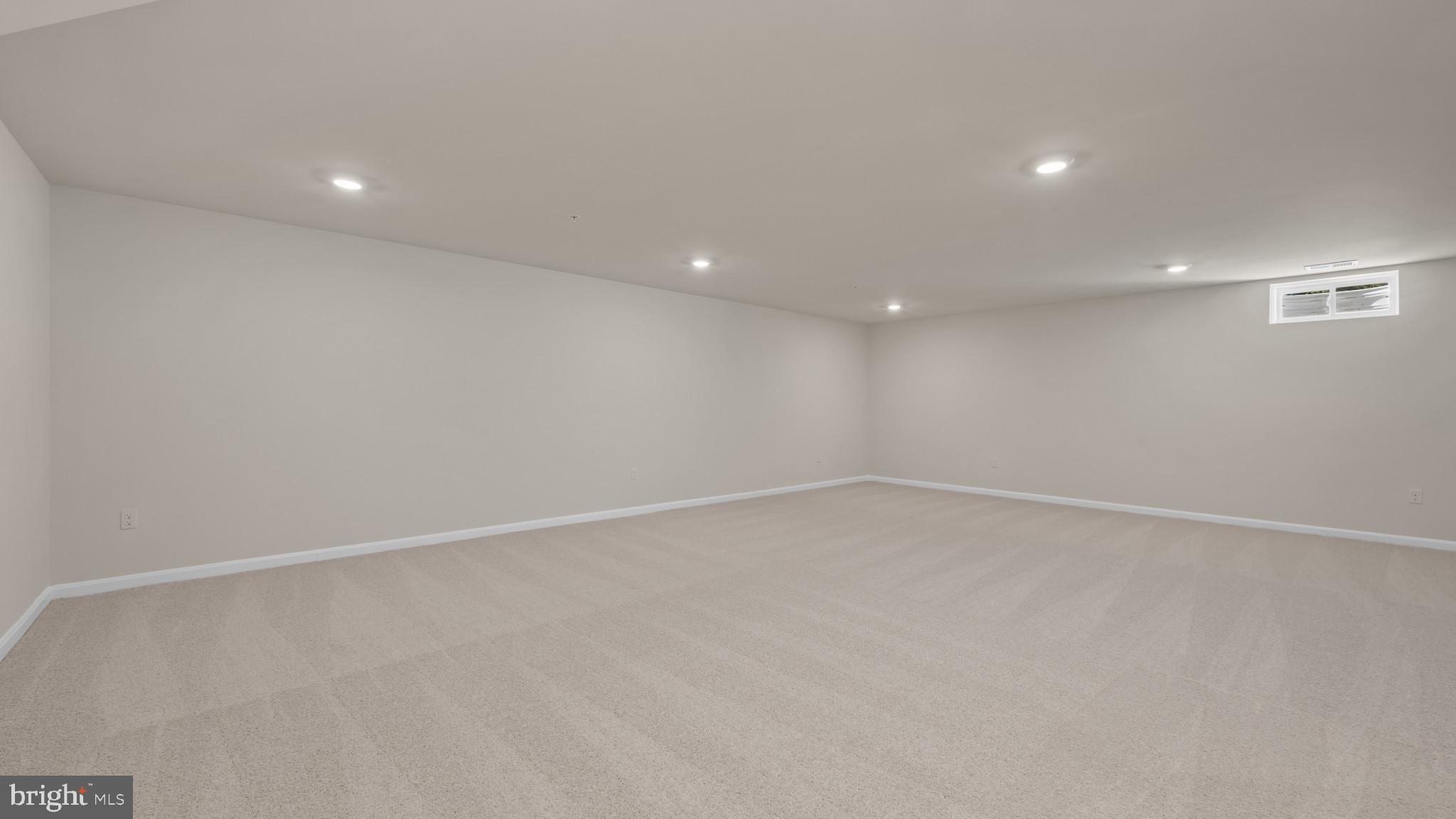 6 Comes Rdg Court Rosedale, MD 21237 - Photo 16 of 51