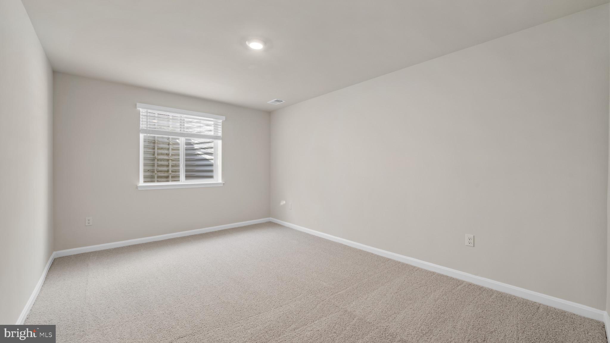 6 Comes Rdg Court Rosedale, MD 21237 - Photo 18 of 51