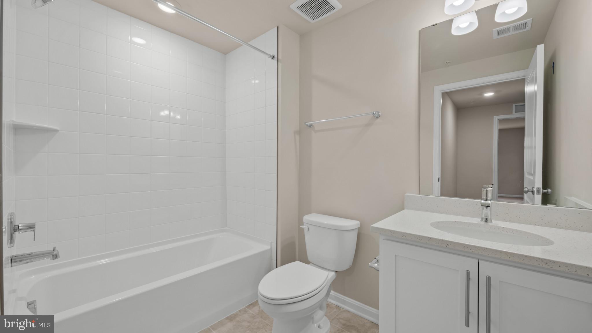 6 Comes Rdg Court Rosedale, MD 21237 - Photo 20 of 51