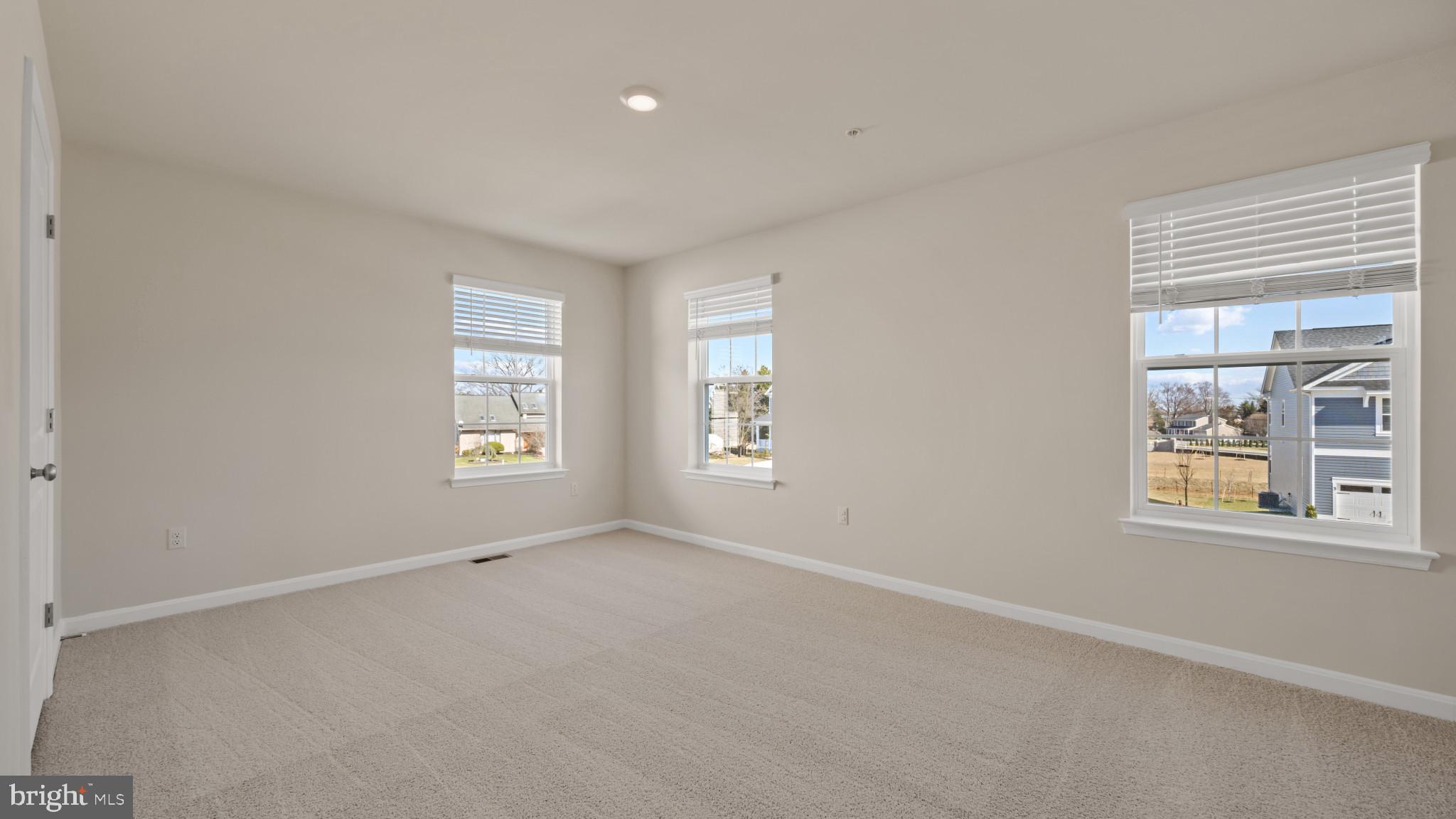 6 Comes Rdg Court Rosedale, MD 21237 - Photo 28 of 51