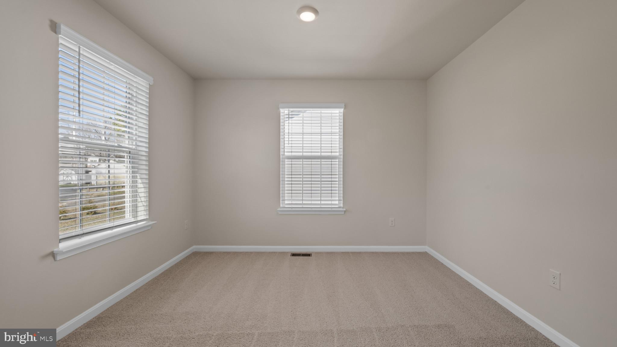 6 Comes Rdg Court Rosedale, MD 21237 - Photo 35 of 51