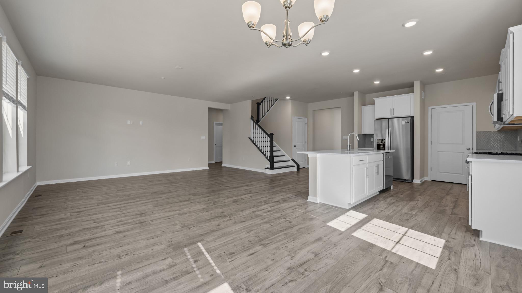 6 Comes Rdg Court Rosedale, MD 21237 - Photo 9 of 51