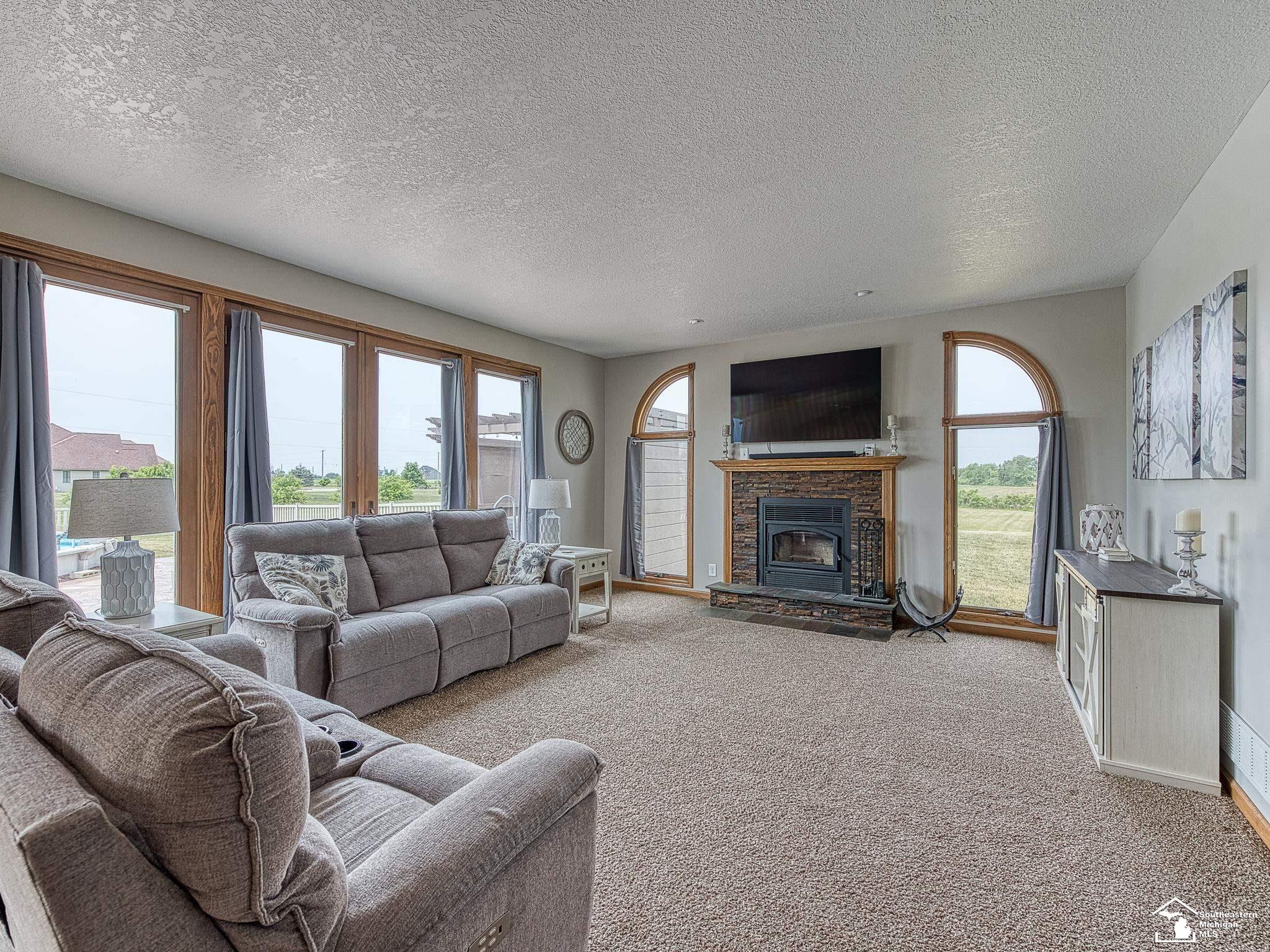 9789 Memorial Highway Riga, MI 49276 - Photo 8 of 68 50112241-7.JPG