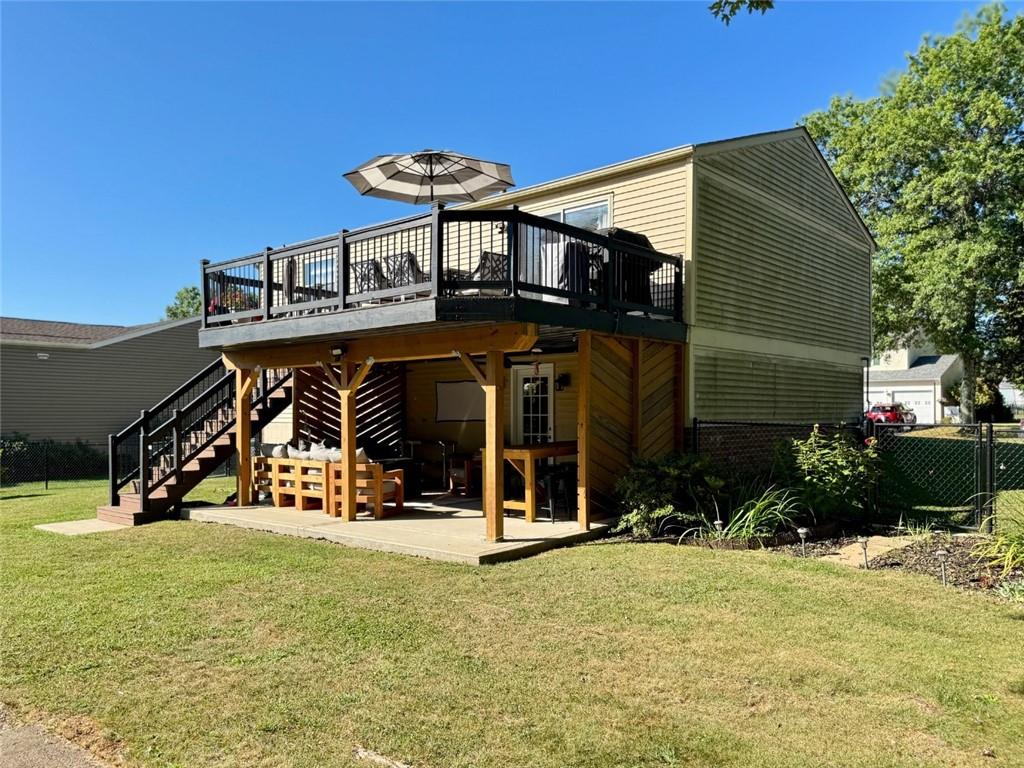 142 Partridge Run Road Gibsonia, PA 15044 - Photo 3 of 32 a view of a house with large windows