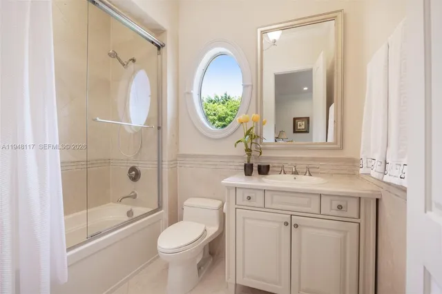 $10,400,000 | 8252 School House Road, Miami, FL 33143