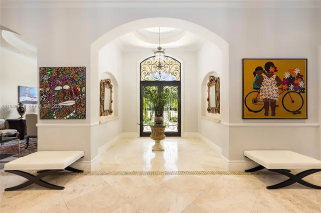 $10,400,000 | 8252 School House Road, Miami, FL 33143