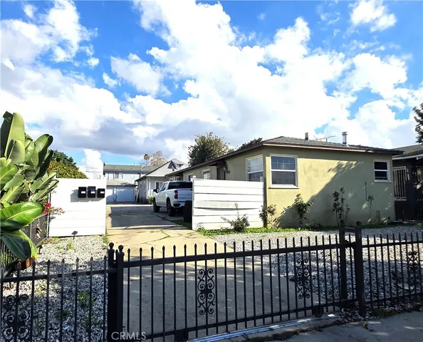 $2,900 | 2820 7th Avenue, Los Angeles, CA 90018
