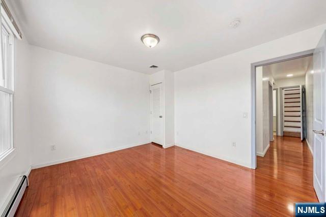 19 Intervale Road Teaneck, NJ 07666 - Photo 11 of 20