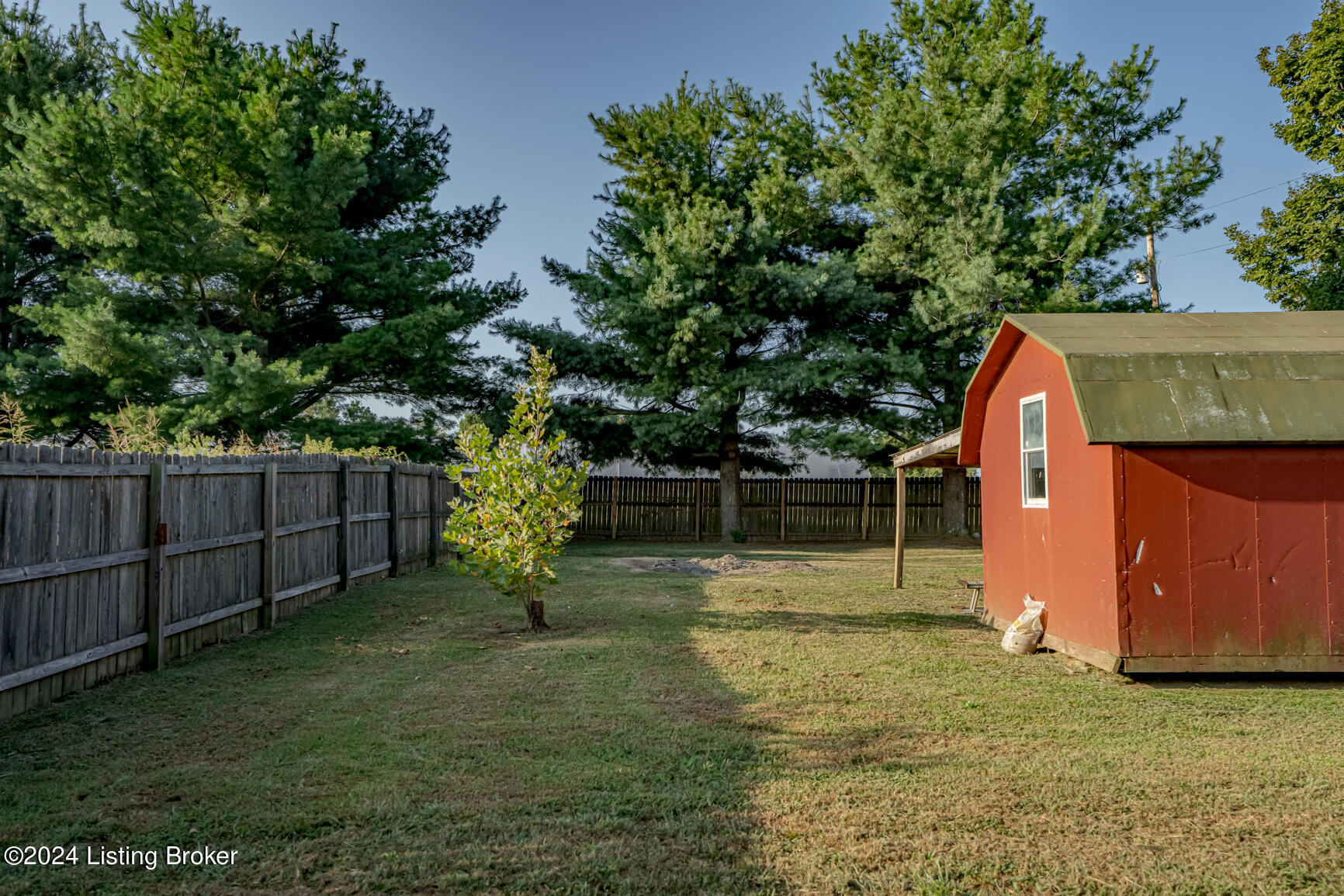 996 Stapleton Road Bagdad, KY 40003 - Photo 37 of 44 DSC03591