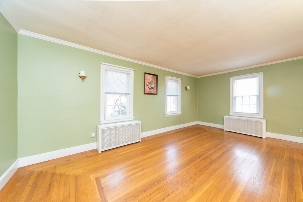 29 Rob Roy Road Worcester, MA 01602 - Photo 6 of 31 a bedroom with a bed and a window