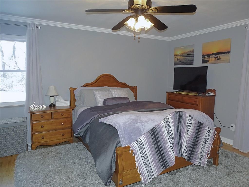 854 Falck Road McKees Rocks, PA 15136 - Photo 7 of 16