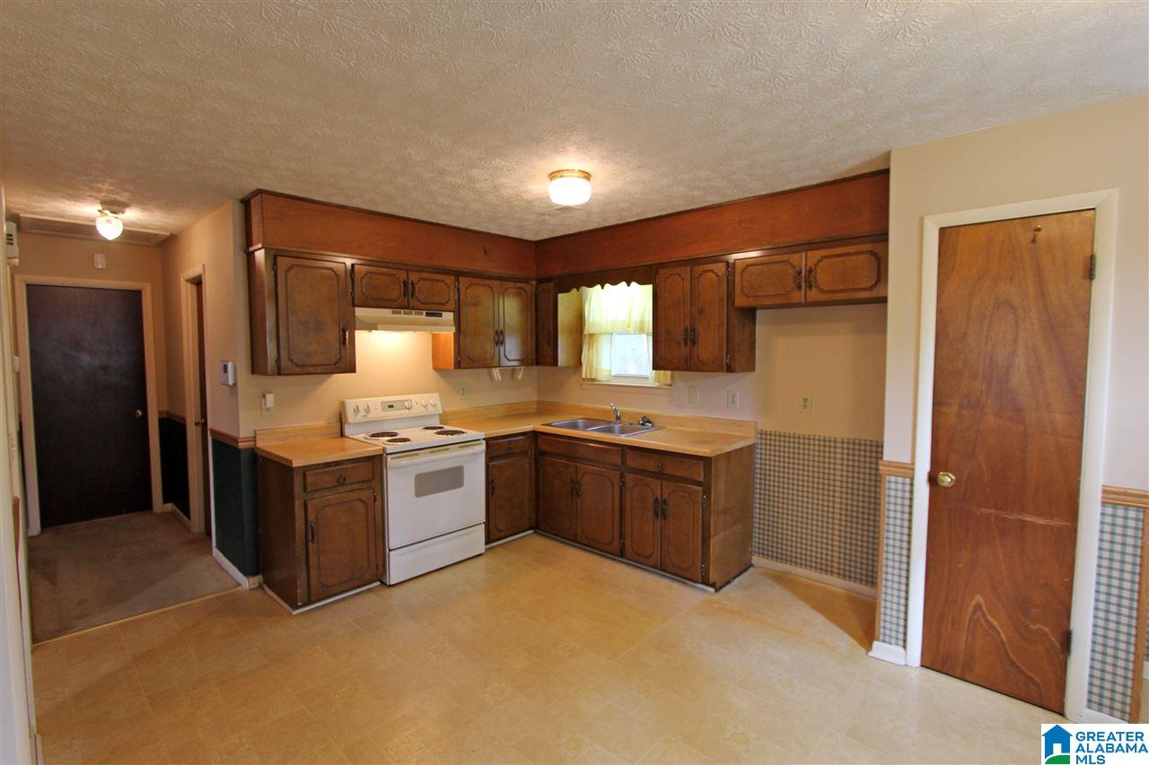 336 Cave Road Anniston, AL 36206 - Photo 4 of 32