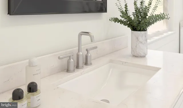 a close view of faucet