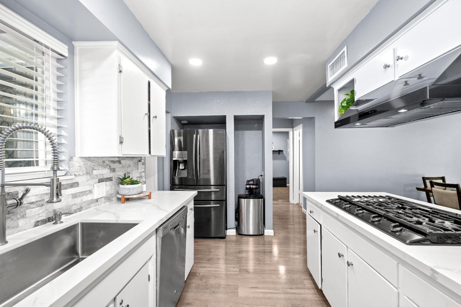 1019 Cindy Court Merced, CA 95340 - Photo 12 of 23