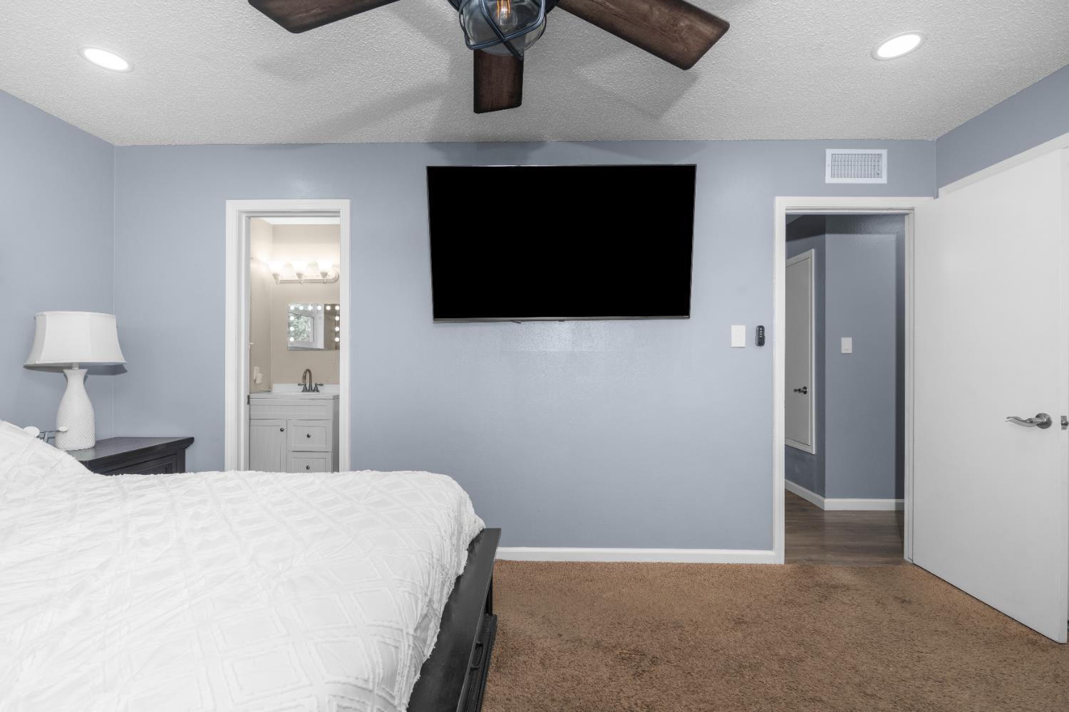 1019 Cindy Court Merced, CA 95340 - Photo 14 of 23