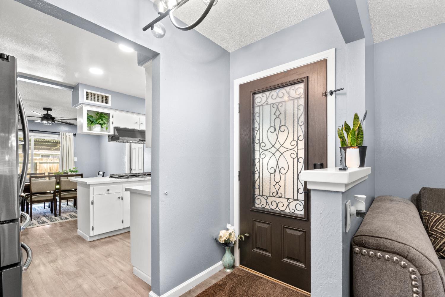 1019 Cindy Court Merced, CA 95340 - Photo 4 of 23