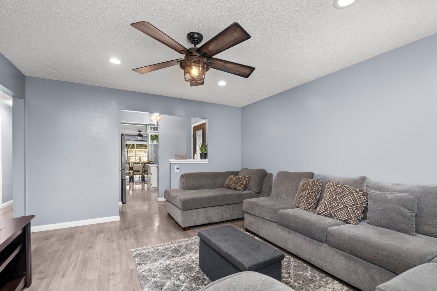 1019 Cindy Court Merced, CA 95340 - Photo 6 of 23