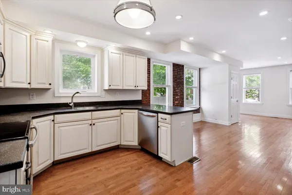 $2,900 | 220 South Matlack Street, West Chester, PA 19382