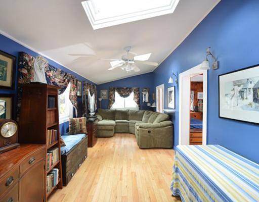 122 Berwick Road Ogunquit, ME 03907 - Photo 2 of 12 Living Room.
