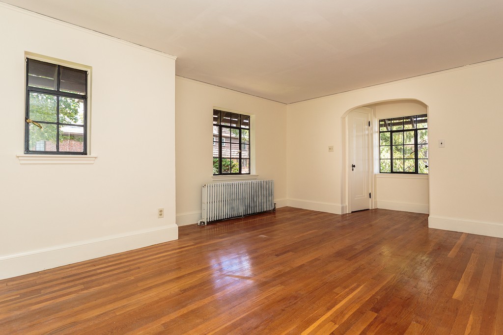10 Essex Road Belmont, MA 02478 - Photo 14 of 22 Gallery Image 14