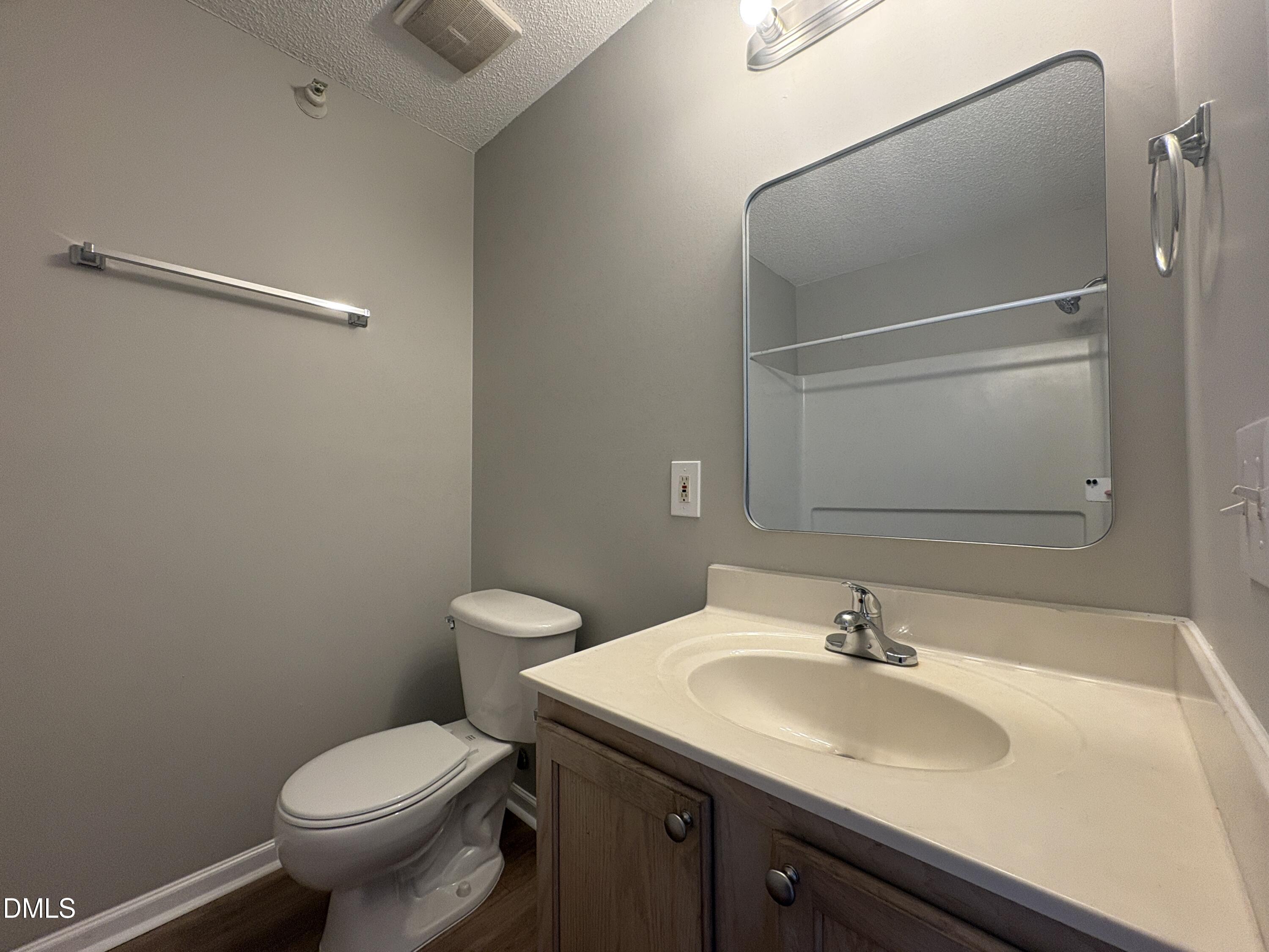 1305 Kent Road, Unit 204 Raleigh, NC 27606 - Photo 19 of 25 IMG_0326