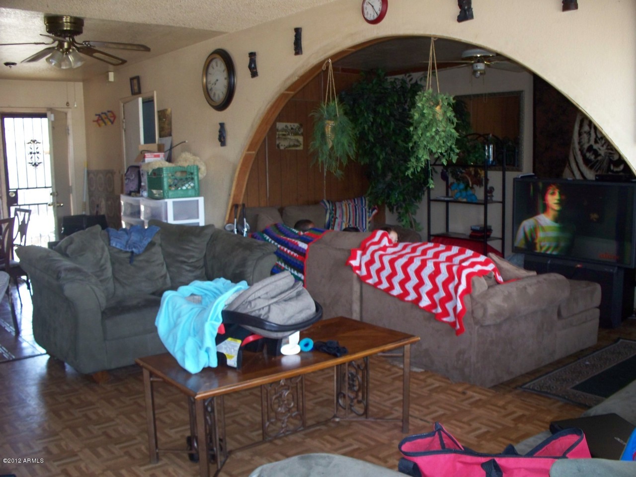 1537 West Carter Road Phoenix, AZ 85041 - Photo 3 of 6 Family Room