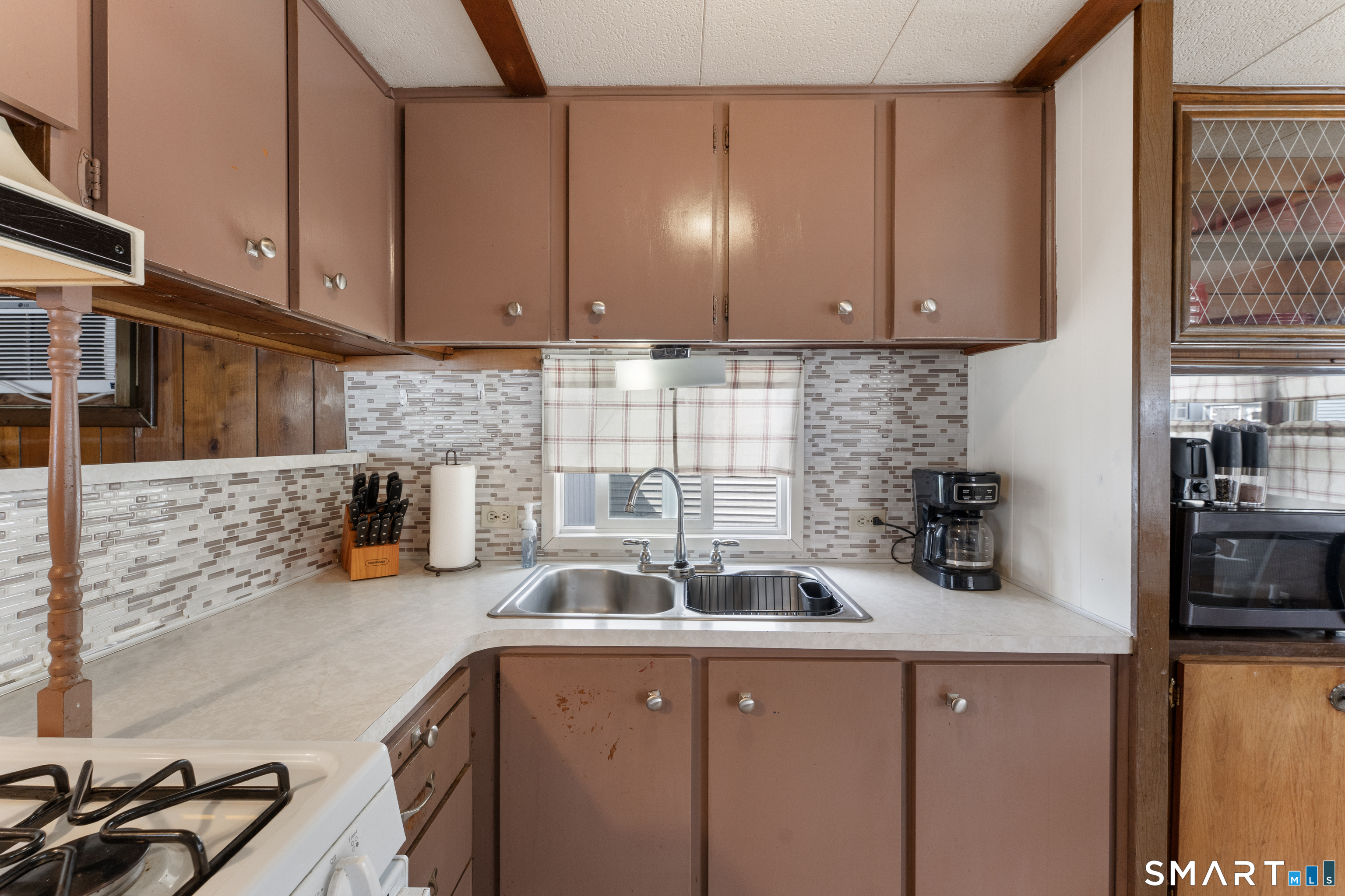 210 Bundy Hill Road Lisbon, CT 06351 - Photo 11 of 24