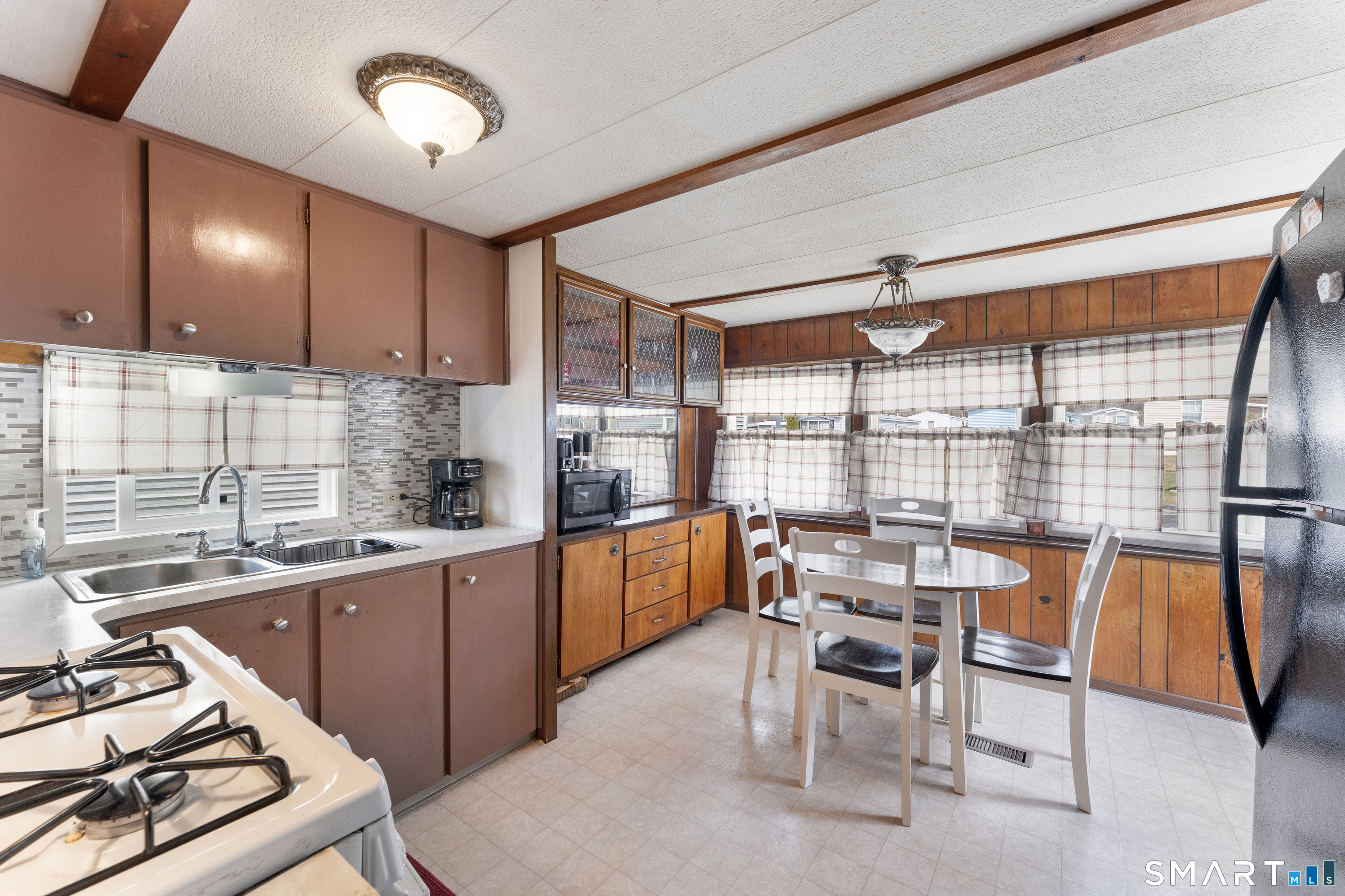 210 Bundy Hill Road Lisbon, CT 06351 - Photo 12 of 24