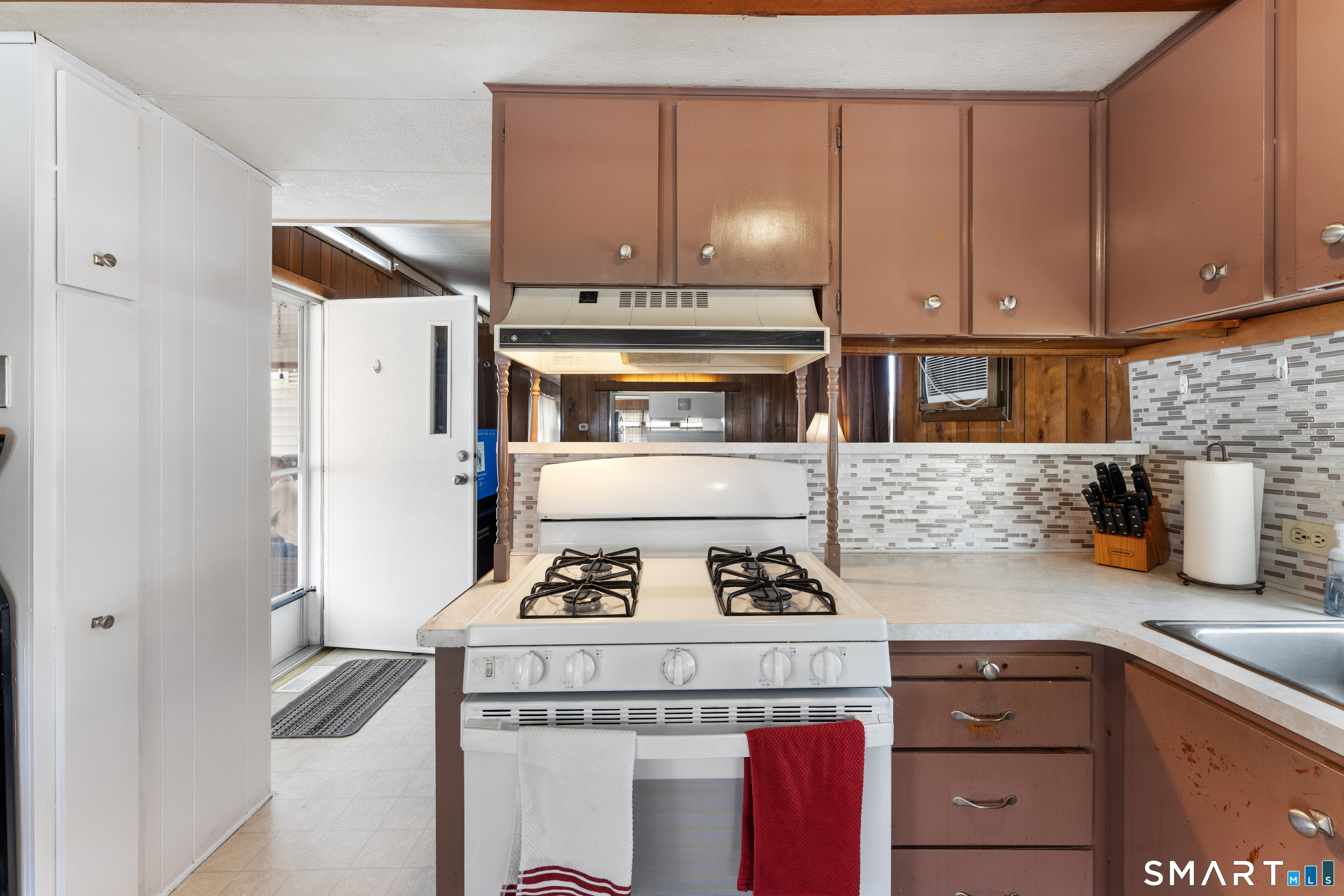 210 Bundy Hill Road Lisbon, CT 06351 - Photo 10 of 24