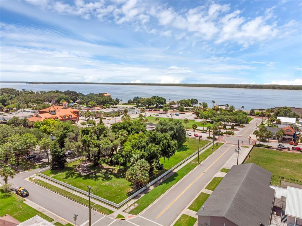 East Maud Street Tavares, FL 32778 - Photo 12 of 30