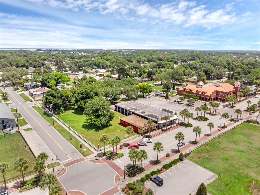 East Maud Street Tavares, FL 32778 - Photo 14 of 30