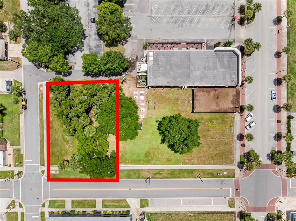 East Maud Street Tavares, FL 32778 - Photo 2 of 30