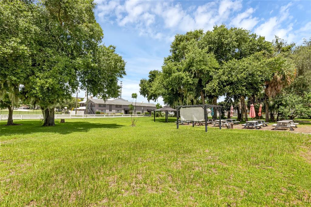 East Maud Street Tavares, FL 32778 - Photo 10 of 30