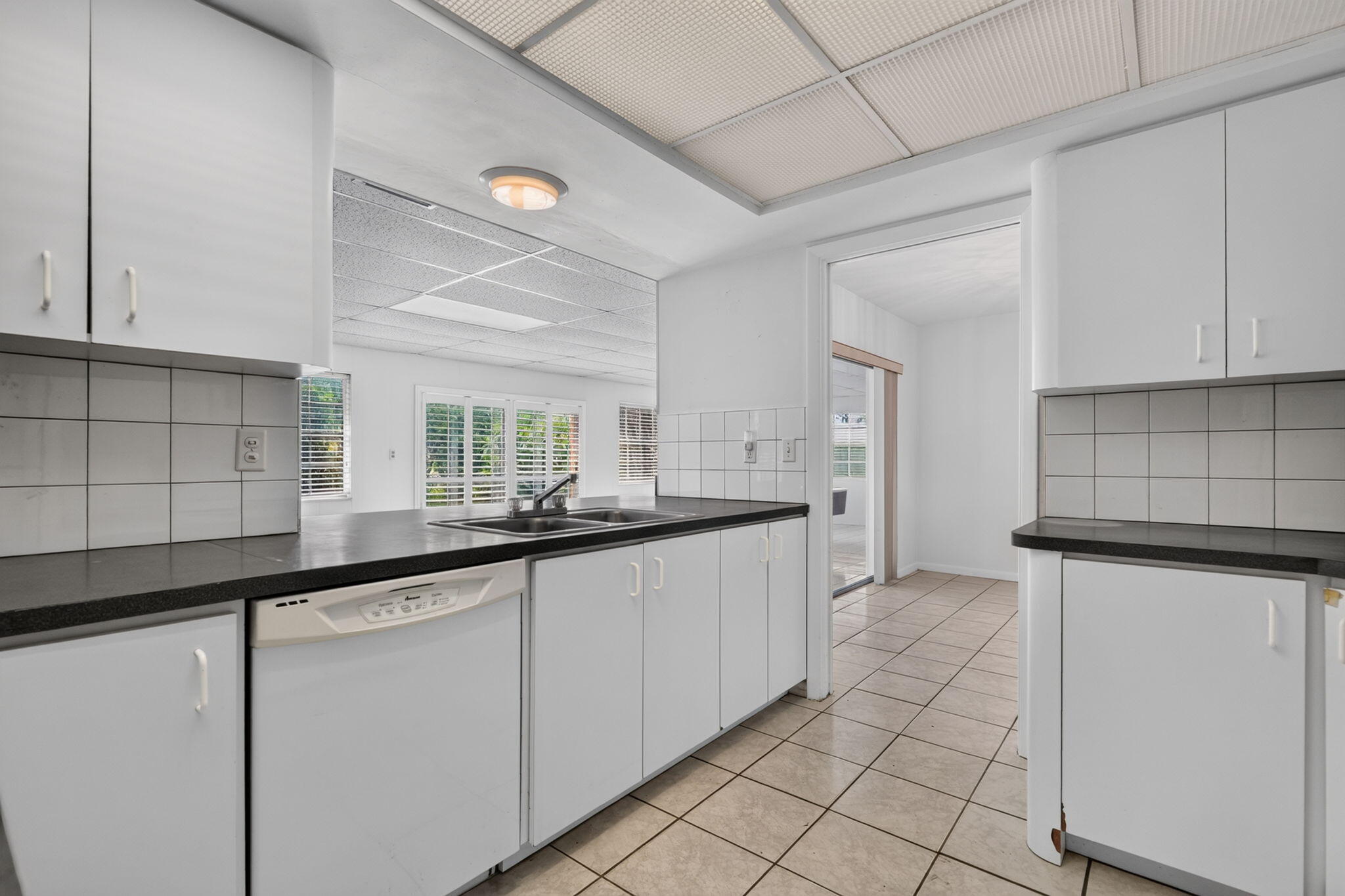842 Fathom Road West North Palm Beach, FL 33408 - Photo 10 of 54 38-web-or-mls-034__MLP3675