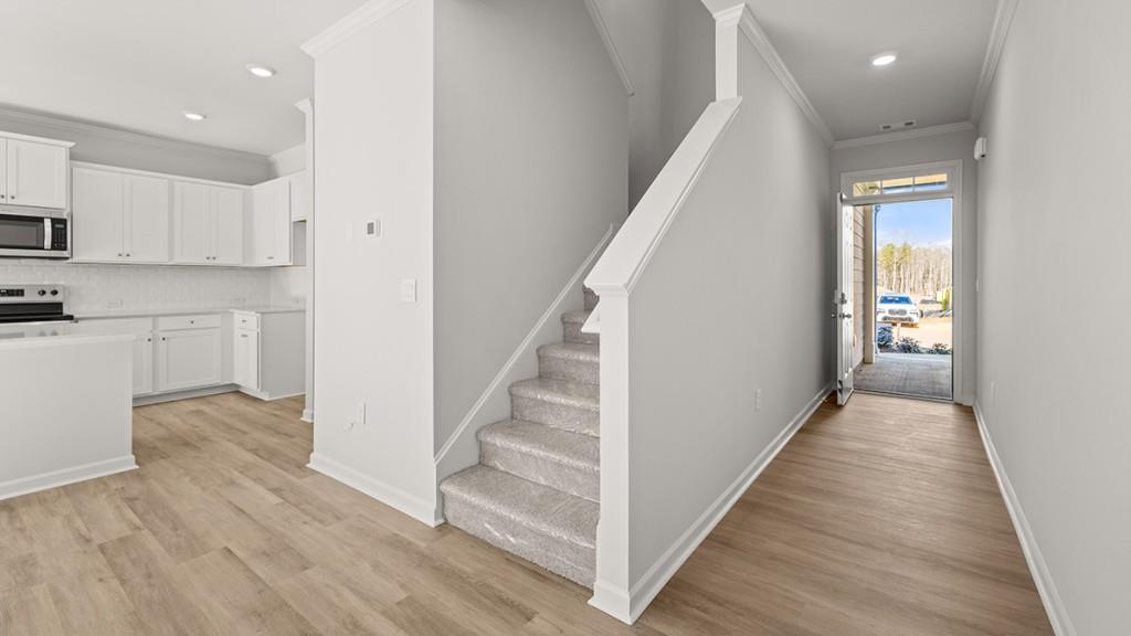 3034 Ryker Road Gainesville, GA 30507 - Photo 3 of 28