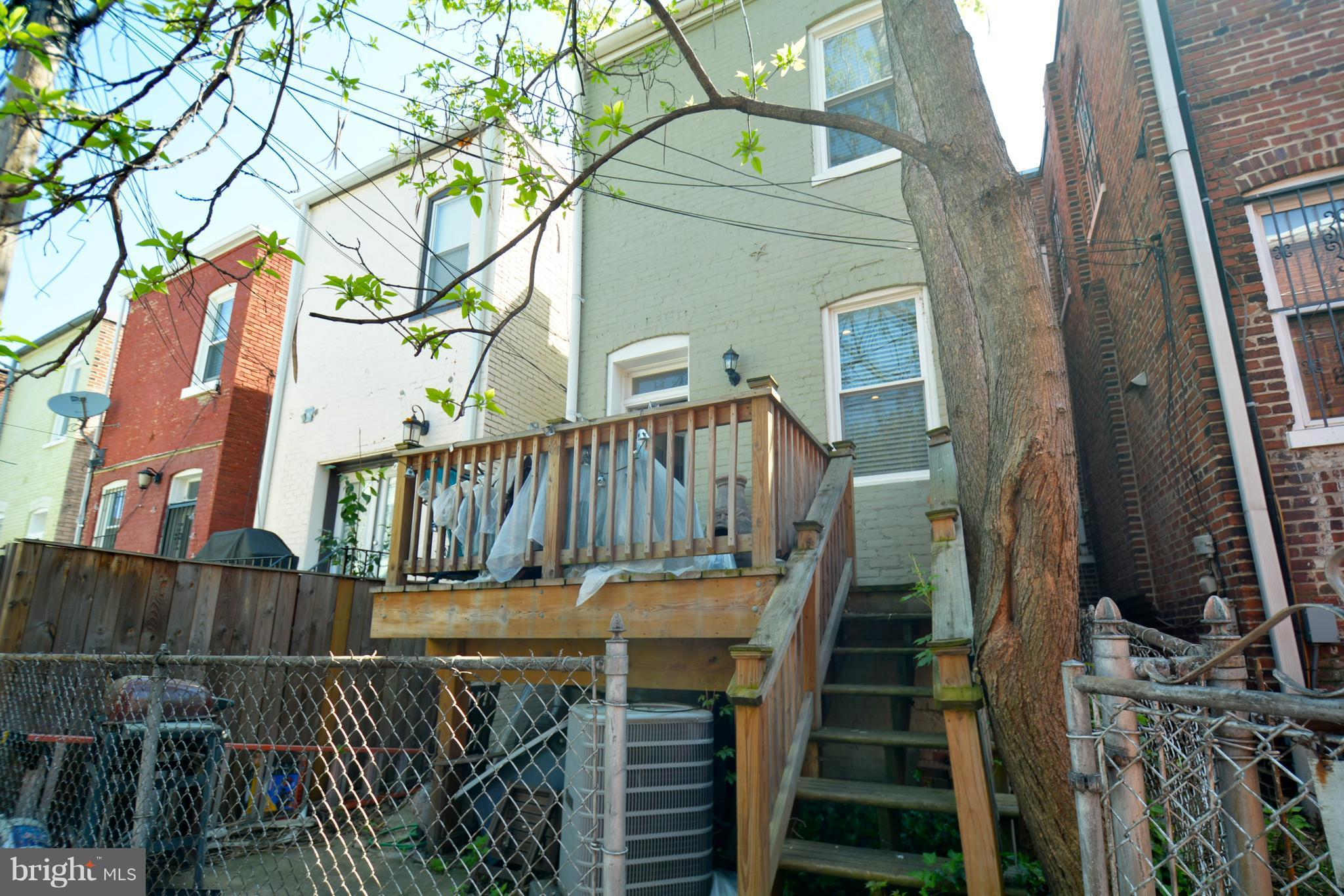 620 9th Street Northeast Washington, DC 20002 - Photo 24 of 24 Deck off of rear of property