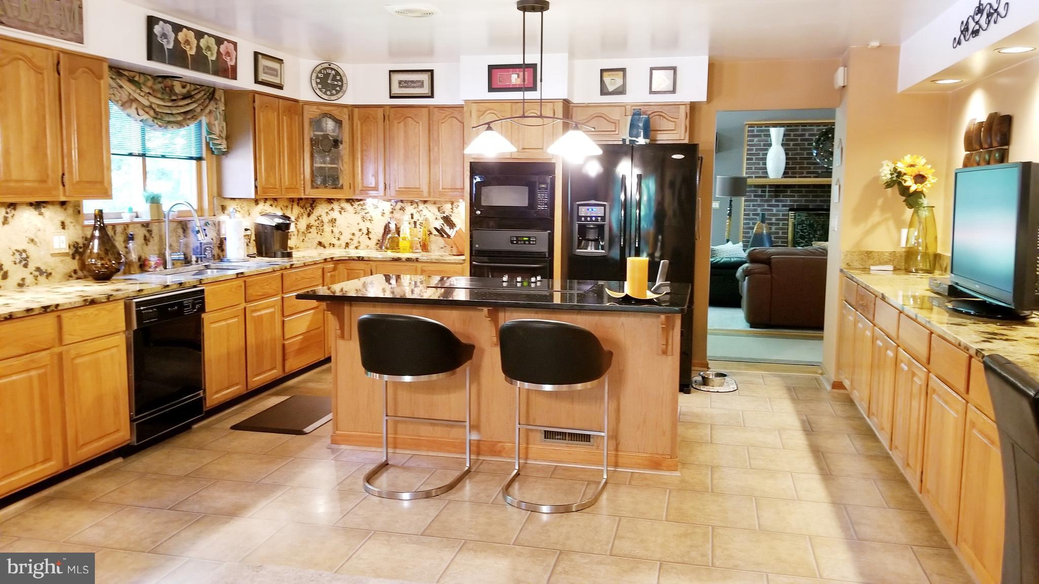 15408 Parrish Road Upperco, MD 21155 - Photo 12 of 29 Kitchen
