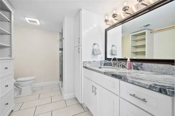 $339,500 | 4242 Gulfbreeze Boulevard, Unit 302, Corpus Christi, TX 78402