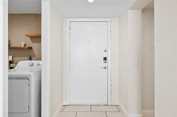 $339,500 | 4242 Gulfbreeze Boulevard, Unit 302, Corpus Christi, TX 78402