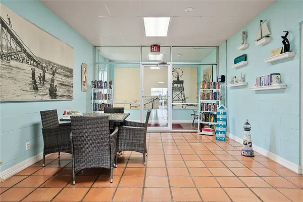 $339,500 | 4242 Gulfbreeze Boulevard, Unit 302, Corpus Christi, TX 78402