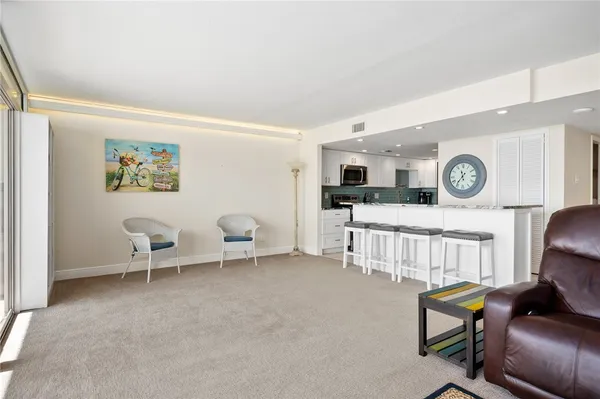 $339,500 | 4242 Gulfbreeze Boulevard, Unit 302, Corpus Christi, TX 78402