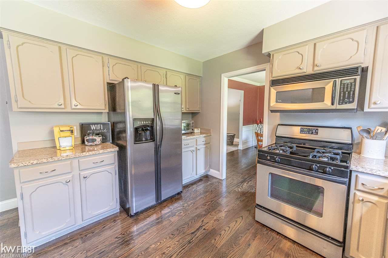 5462 Territorial Road Grand Blanc, MI 48439 - Photo 39 of 63 50014535-38.JPG