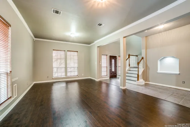 $2,400 | 7 Brentcove, San Antonio, TX 78254