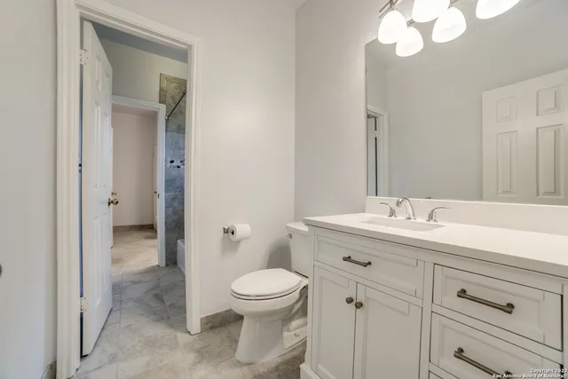 $2,400 | 7 Brentcove, San Antonio, TX 78254