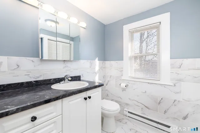 $279,900 | 74 Pierpont Street, Waterbury, CT 06708