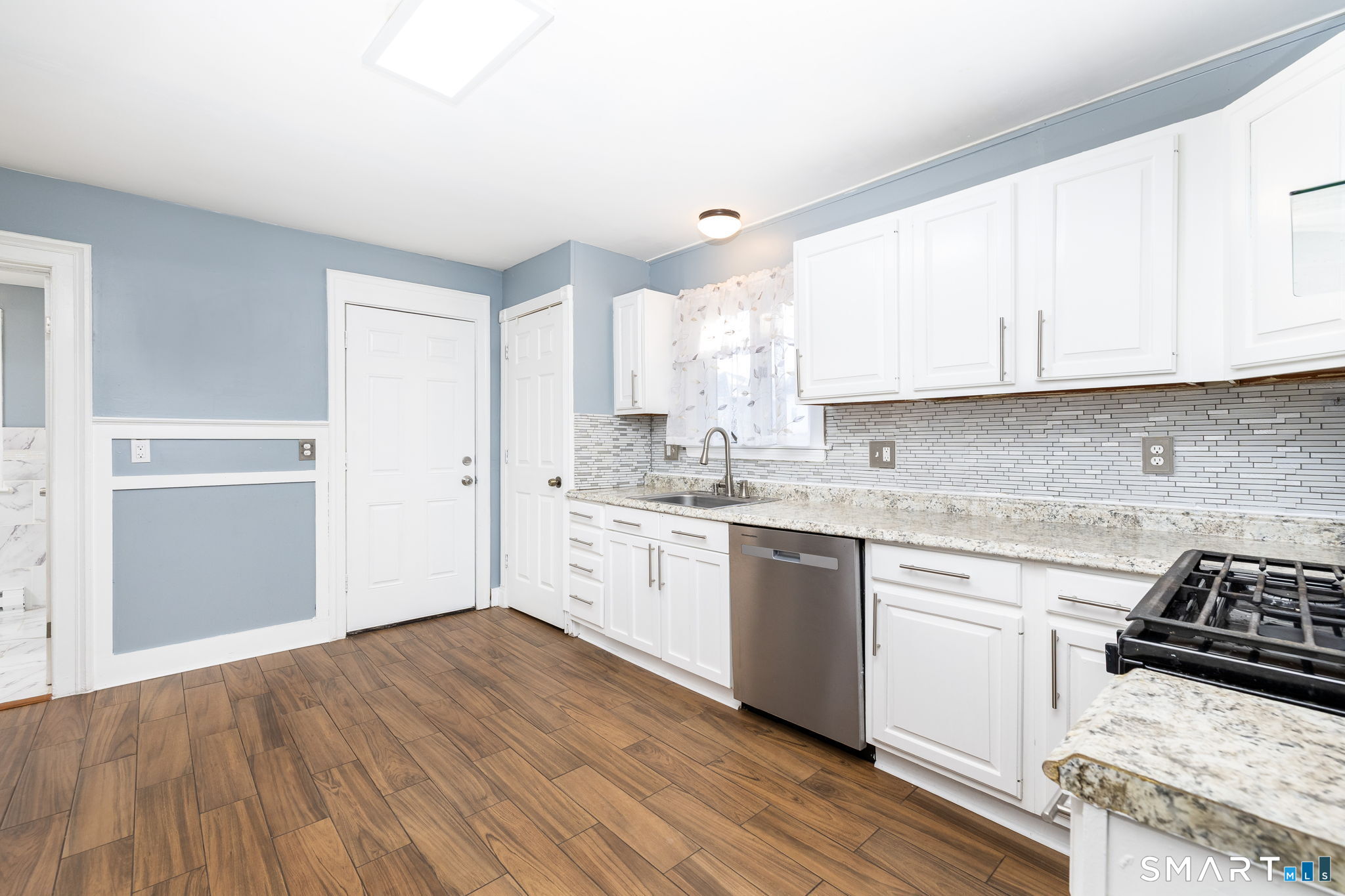 74 Pierpont Street Waterbury, CT 06708 - Photo 23 of 38