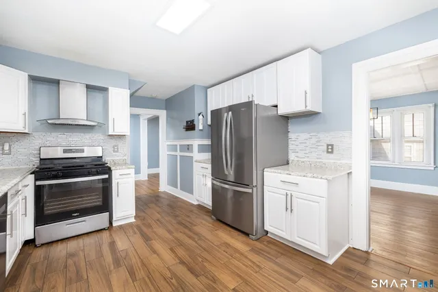 $279,900 | 74 Pierpont Street, Waterbury, CT 06708