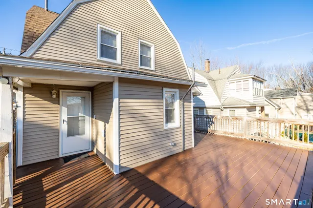 $279,900 | 74 Pierpont Street, Waterbury, CT 06708