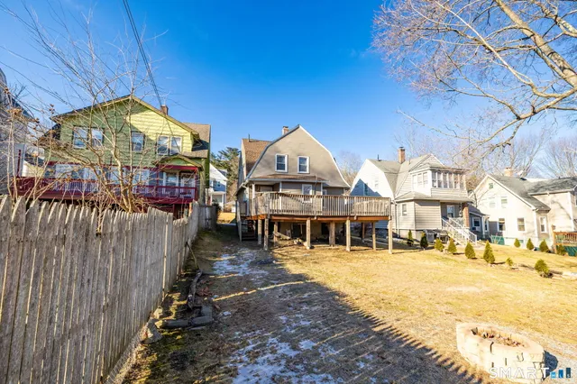 $279,900 | 74 Pierpont Street, Waterbury, CT 06708